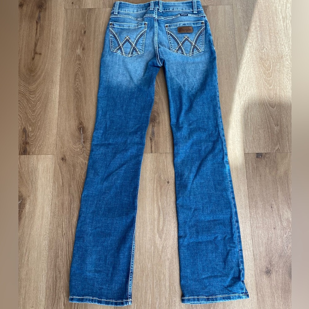 Wrangler Women's Boot Cut Jeans - Classic Blue